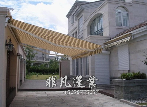 伸縮遮陽棚